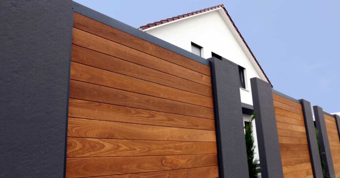 Exterior House Fence cost with installation process Exterior House Fence cost with installation process