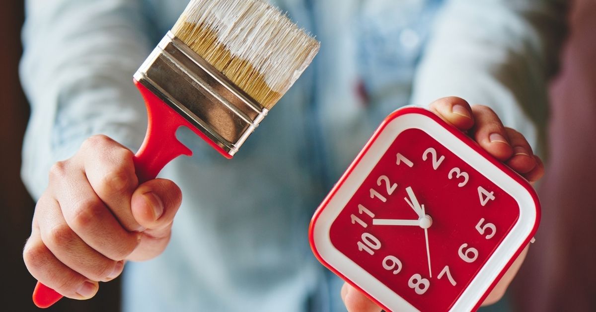 How Long to Wait to Shower after Painting Bathroom